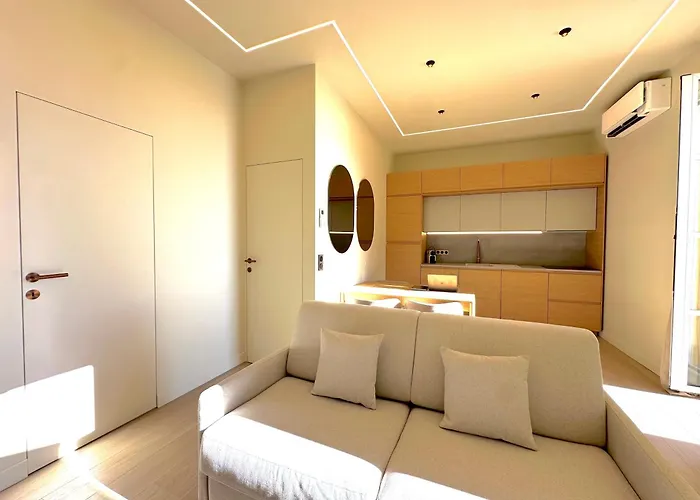 Apartment New - Monaco - Menton - Sea View - Premium Location - 2 Bedrooms- Luxury Renovated - Parking - Clim - Balcony - Beach And Sun